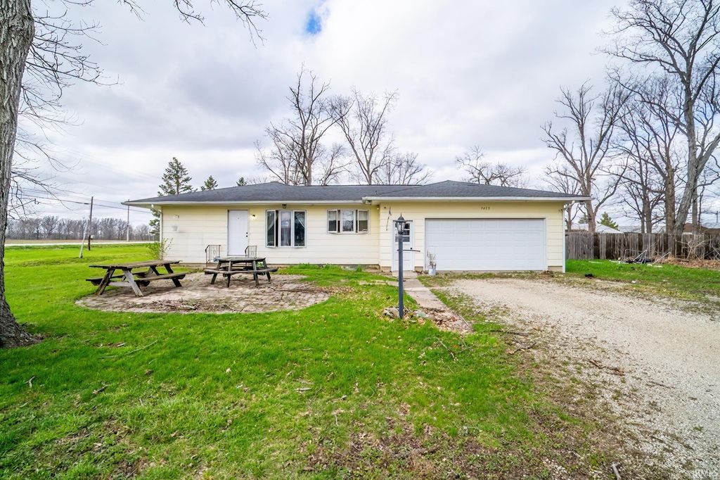 Photo of 7403 S US 27 Highway, Berne, IN 46711 (MLS # 202610509)
