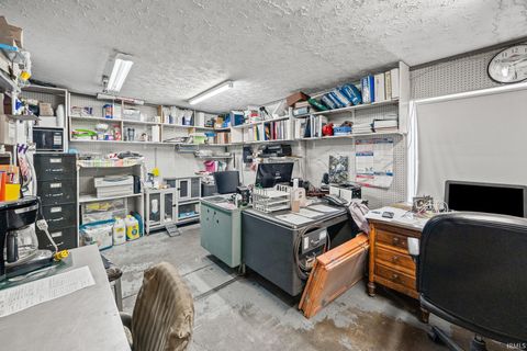 Tiny photo for 110 S 16th Street, Lafayette, IN 47905 (MLS # 202540185)