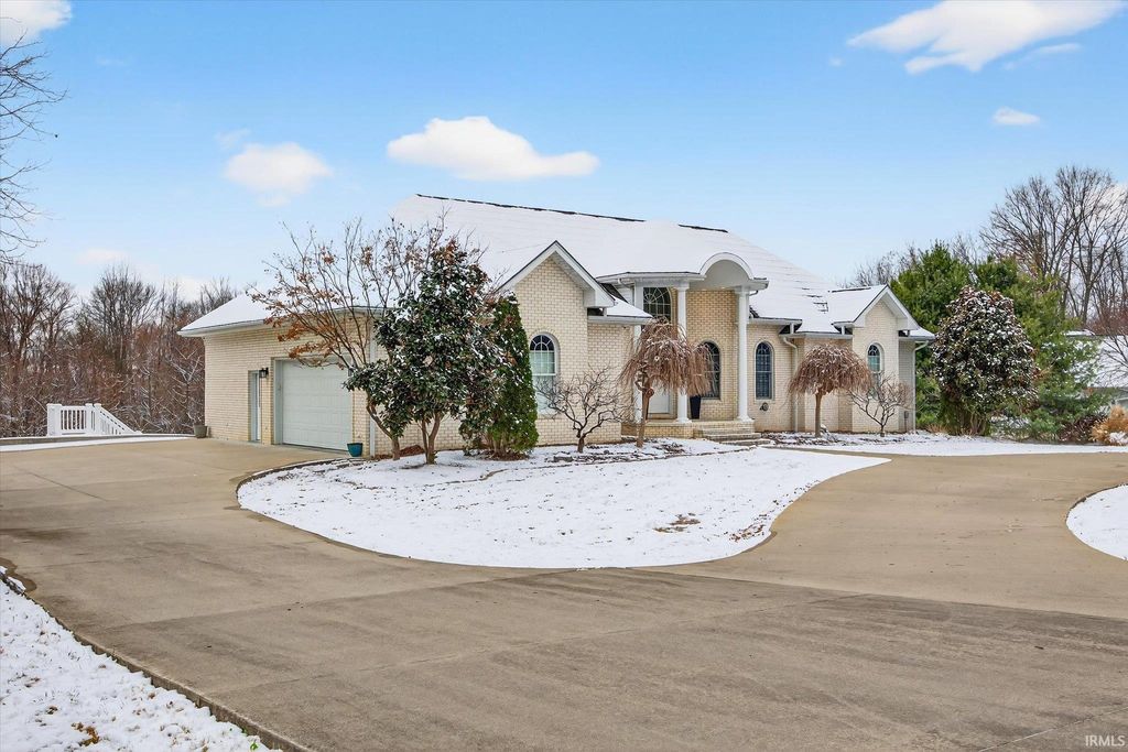 Photo of 1297 N Sugarland Road, Washington, IN 47501 (MLS # 202548111)