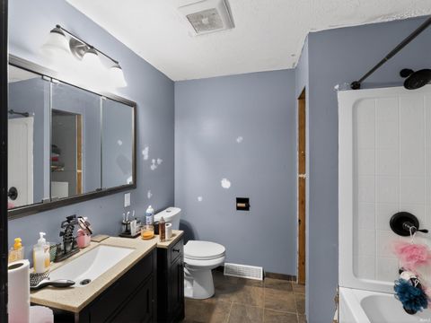 Tiny photo for 436 Sycamore Manor, Jasper, IN 47546 (MLS # 202612563)