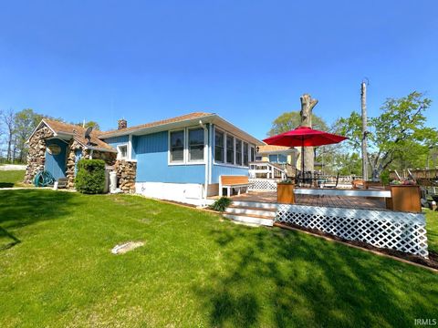 Photo of 6855 N Skaggs Court, Monticello, IN 47960 (MLS # 202617389)