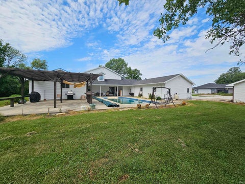 Tiny photo for 148 S Hickory Corner Road, Vincennes, IN 47591 (MLS # 202621932)