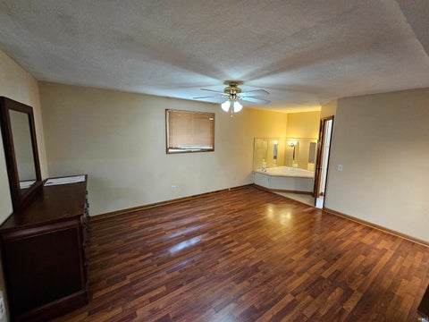 Tiny photo for 148 S Hickory Corner Road, Vincennes, IN 47591 (MLS # 202621932)
