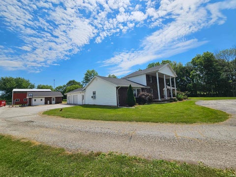 Tiny photo for 148 S Hickory Corner Road, Vincennes, IN 47591 (MLS # 202621932)