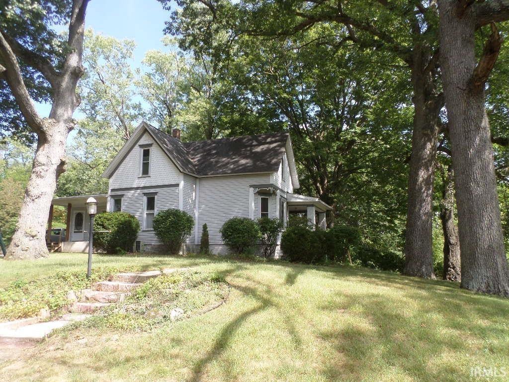 Photo of 888 W 13th Street, Rochester, IN 46975 (MLS # 202637052)