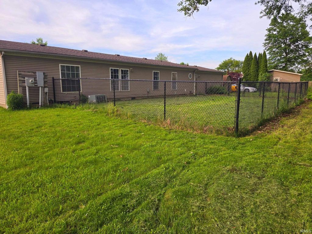 Photo of 201 Cypress Court, Marion, IN 46953 (MLS # 202619977)