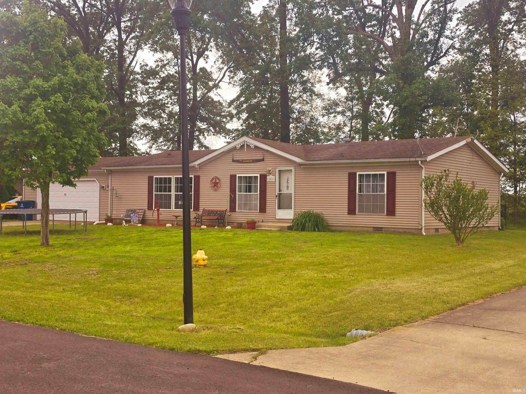Photo of 201 Cypress Court, Marion, IN 46953 (MLS # 202619977)