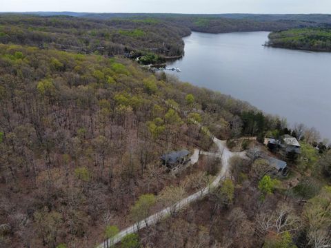 Tiny photo for 8608 E Bay Street, Nashville, IN 47448 (MLS # 202601916)