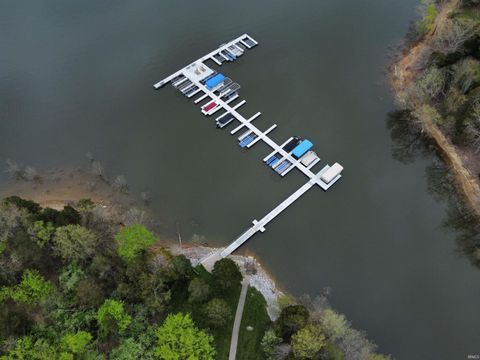 Tiny photo for 8608 E Bay Street, Nashville, IN 47448 (MLS # 202601916)