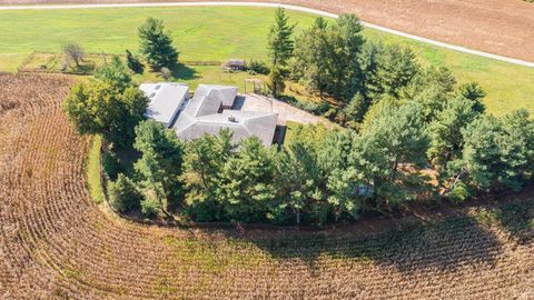 Tiny photo for 1026 E Mariah Hill Road, Ferdinand, IN 47532 (MLS # 202539518)