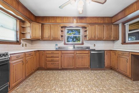 Tiny photo for 1026 E Mariah Hill Road, Ferdinand, IN 47532 (MLS # 202539518)