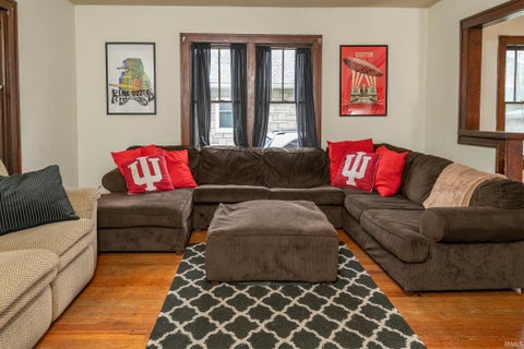Tiny photo for 402 E 1st Street, Bloomington, IN 47401 (MLS # 202624790)