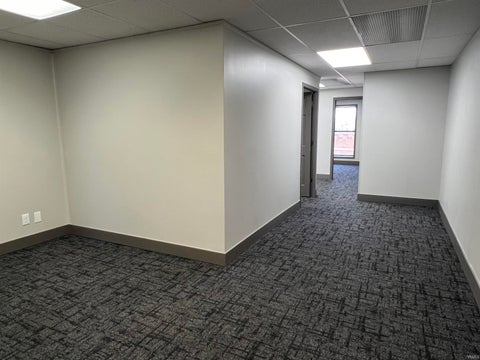 Tiny photo for 123 N Buckeye Street #3rd floor, Kokomo, IN 46901 (MLS # 202636686)