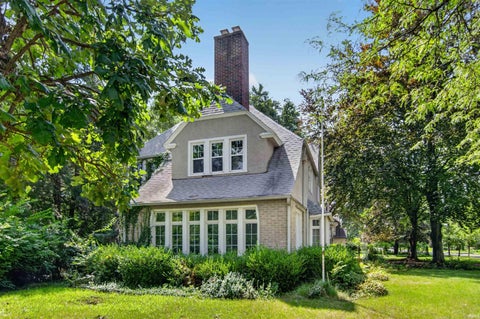 Tiny photo for 1846 Wilber Street, South Bend, IN 46628 (MLS # 202634555)