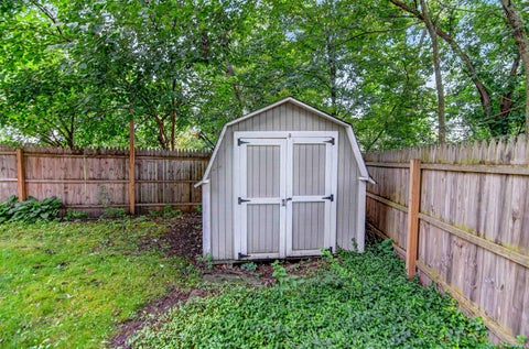 Tiny photo for 1846 Wilber Street, South Bend, IN 46628 (MLS # 202634555)