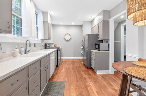 Tiny photo for 1846 Wilber Street, South Bend, IN 46628 (MLS # 202634555)