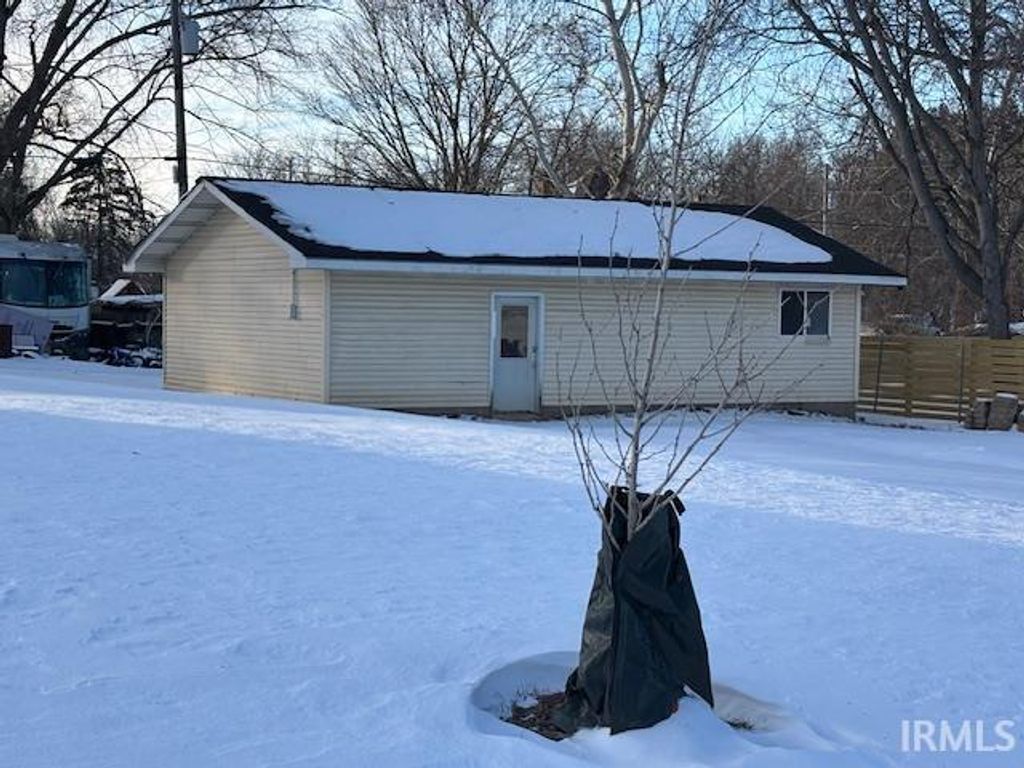 Photo of 502 S Howard Street, Oxford, IN 47971 (MLS # 202603552)