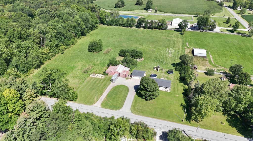 Photo of 3569 County Road 52, Auburn, IN 46706 (MLS # 202635081)