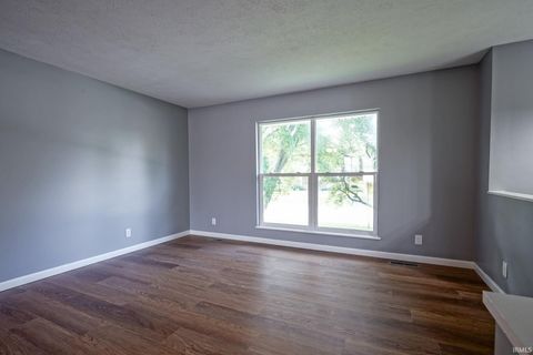 Tiny photo for 920 N Wagon Wheel Trail, Lafayette, IN 47909 (MLS # 202532166)