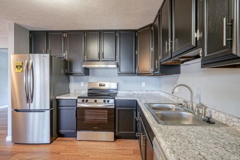 Tiny photo for 920 N Wagon Wheel Trail, Lafayette, IN 47909 (MLS # 202532166)