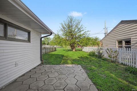 Tiny photo for 2720 Brown Street, Lafayette, IN 47904 (MLS # 202616303)