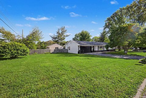 Tiny photo for 2720 Brown Street, Lafayette, IN 47904 (MLS # 202616303)