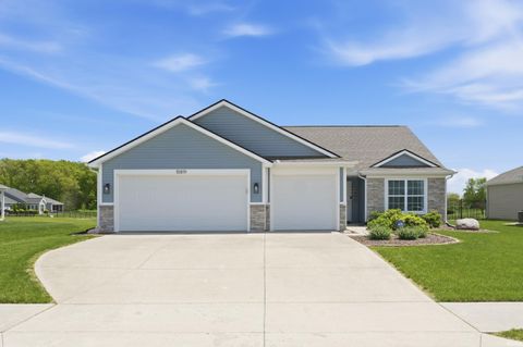 Photo of 10819 Yalumba Pass, Roanoke, IN 46783 (MLS # 202617883)