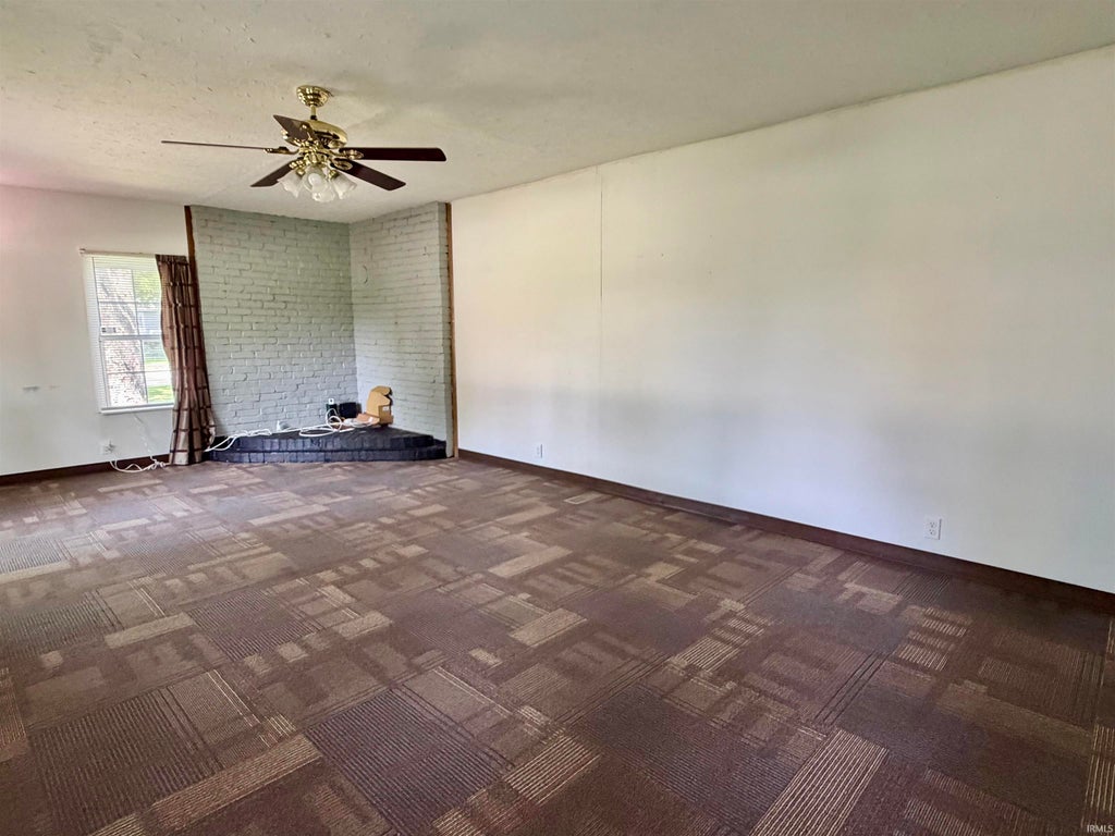 Photo of 1403 S Miller Avenue, Marion, IN 46953 (MLS # 202632269)