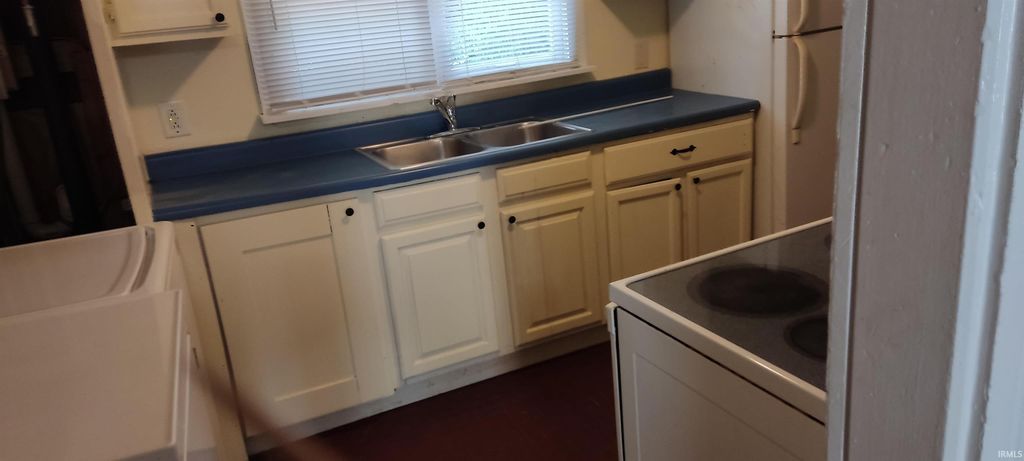 Photo of 621 N Adams Street, Bloomington, IN 47404 (MLS # 202600130)