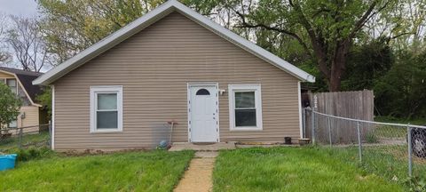 Photo of 621 N Adams Street, Bloomington, IN 47404 (MLS # 202600130)