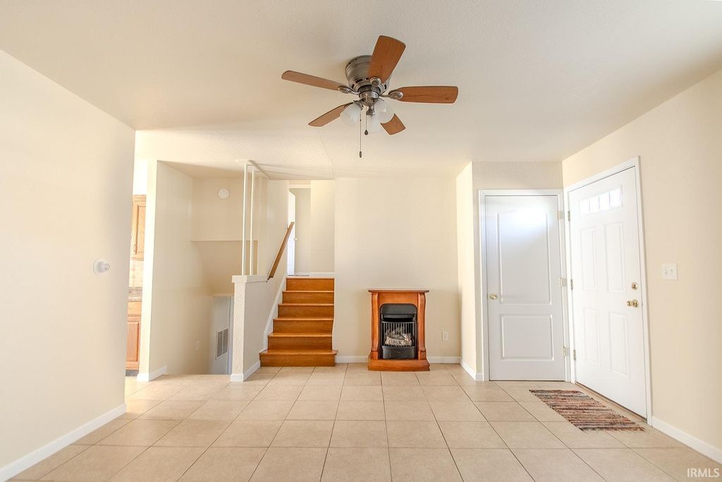 Photo of 1311 Edenton Drive, Fort Wayne, IN 46804 (MLS # 202612044)