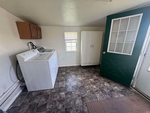 Tiny photo for 214 W 9Th Street, Peru, IN 46970 (MLS # 202612571)