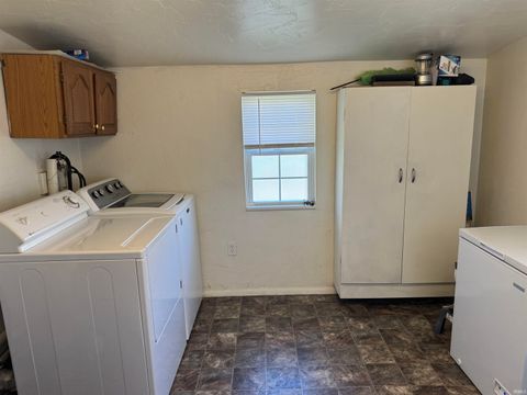 Tiny photo for 214 W 9Th Street, Peru, IN 46970 (MLS # 202612571)