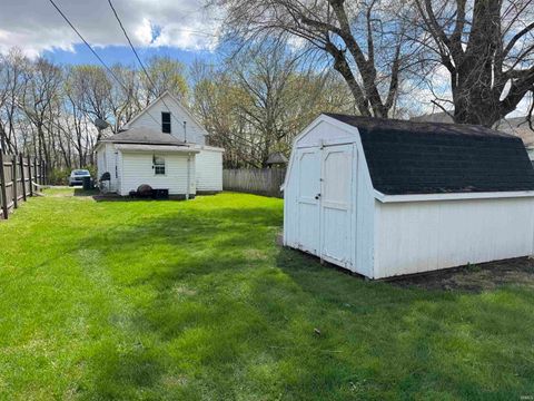 Tiny photo for 214 W 9Th Street, Peru, IN 46970 (MLS # 202612571)