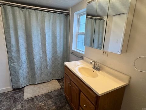 Tiny photo for 214 W 9Th Street, Peru, IN 46970 (MLS # 202612571)