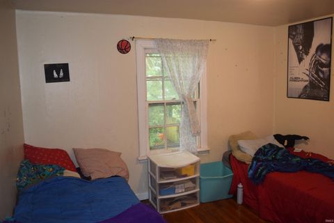 Tiny photo for 632 S Harlan Avenue, Evansville, IN 47714 (MLS # 202615988)