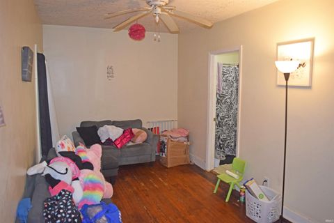 Tiny photo for 632 S Harlan Avenue, Evansville, IN 47714 (MLS # 202615988)