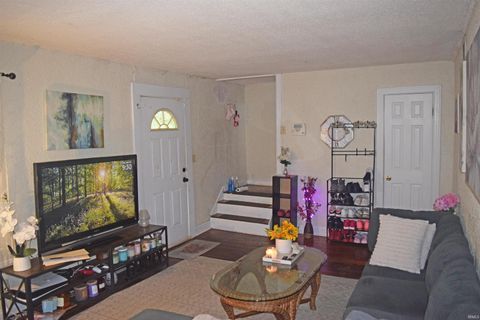 Tiny photo for 632 S Harlan Avenue, Evansville, IN 47714 (MLS # 202615988)
