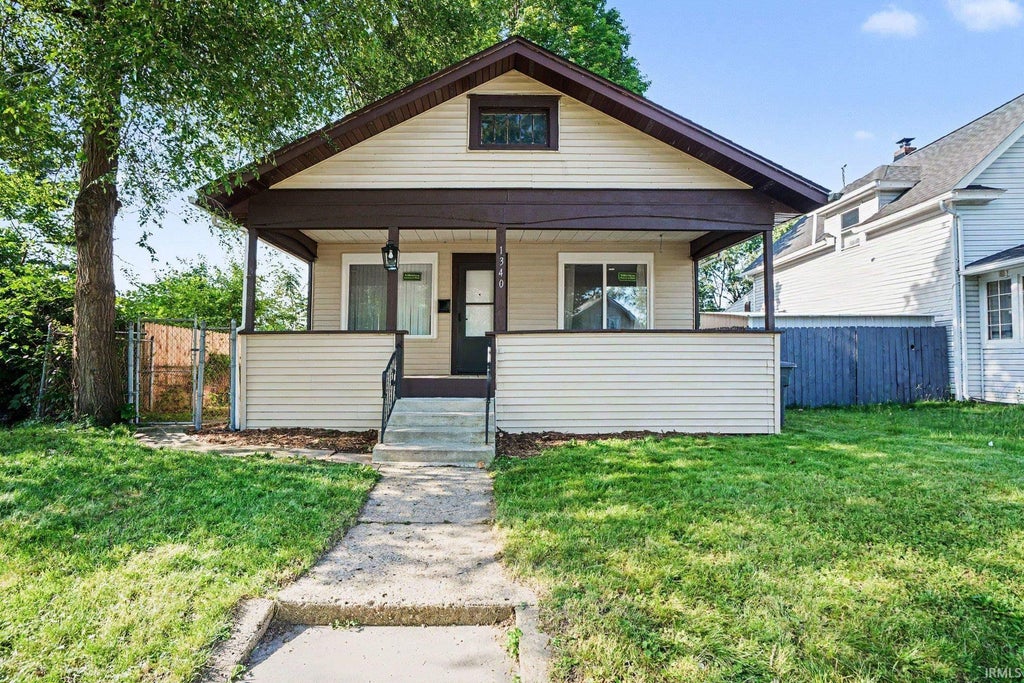 Photo of 1340 E Calvert Street, South Bend, IN 46613 (MLS # 202622906)