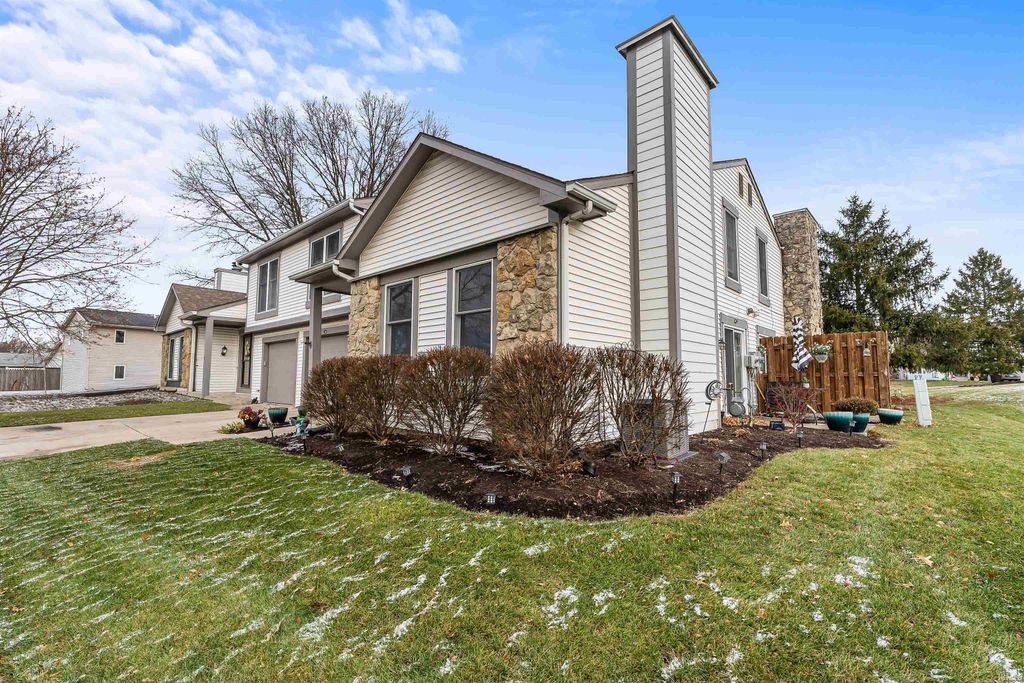 Photo of 6017 Sawmill Woods Drive, Fort Wayne, IN 46835 (MLS # 202547722)