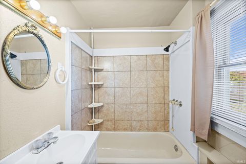 Tiny photo for 6374 N 260 W, Delphi, IN 46923 (MLS # 202535716)