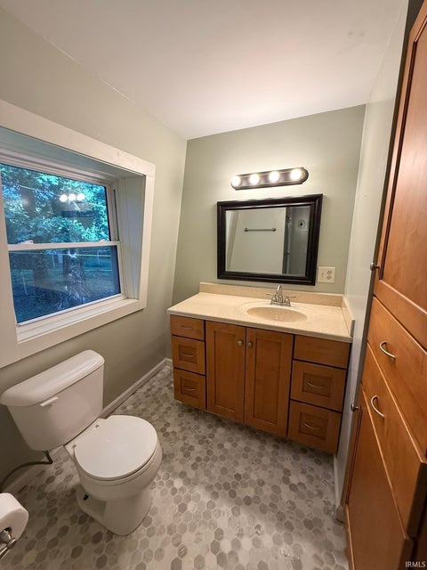 Tiny photo for 1310 E Prairie Drive, Bloomington, IN 47408 (MLS # 202616022)