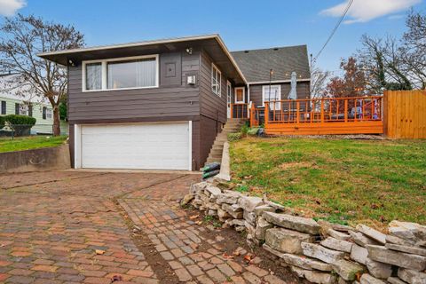 Tiny photo for 3110 Crescent Avenue, Logansport, IN 46947 (MLS # 202547245)