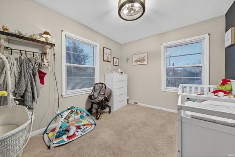 Tiny photo for 3110 Crescent Avenue, Logansport, IN 46947 (MLS # 202547245)