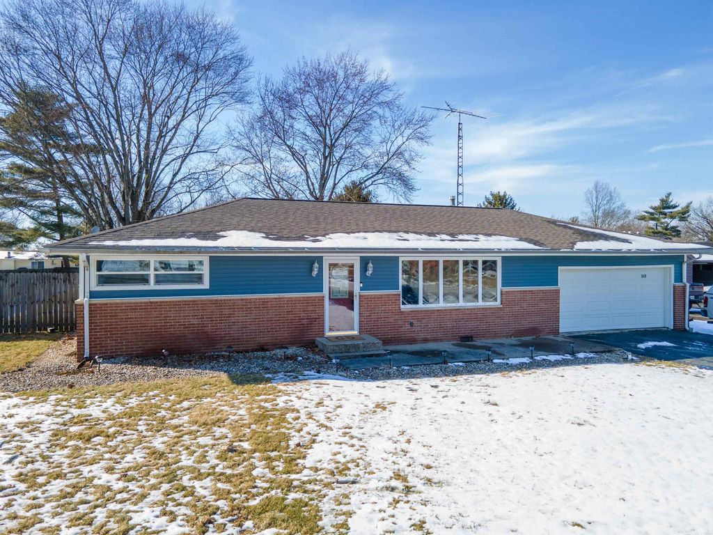 Photo for 849 S 300 W, Kokomo, IN 46902 (MLS # 202405373)