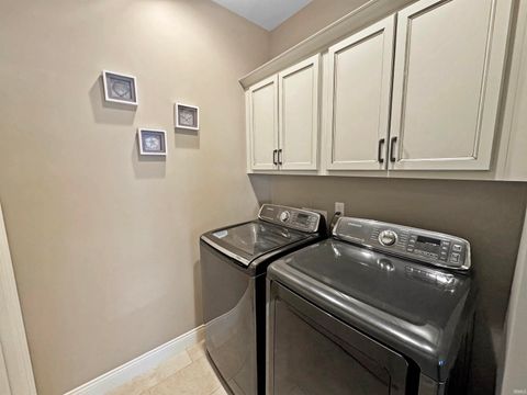 Tiny photo for 5115 Paddock Drive, Evansville, IN 47715 (MLS # 202618448)