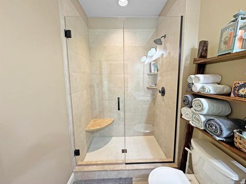 Tiny photo for 5115 Paddock Drive, Evansville, IN 47715 (MLS # 202618448)