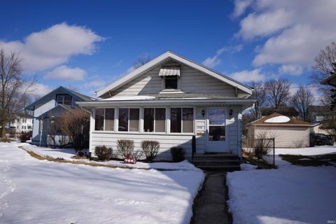 Photo of 2728 Crescent Avenue, Fort Wayne, IN 46805 (MLS # 202604422)