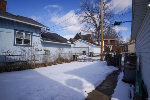 Tiny photo for 2728 Crescent Avenue, Fort Wayne, IN 46805 (MLS # 202604422)