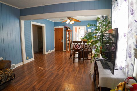 Tiny photo for 2728 Crescent Avenue, Fort Wayne, IN 46805 (MLS # 202604422)